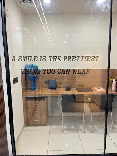 Magical 32 Dental & Implant Centre — clinic photograph.